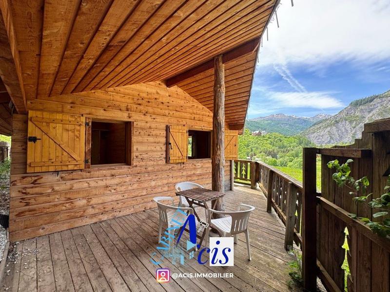 Maison - 105 m² - 6 pièces