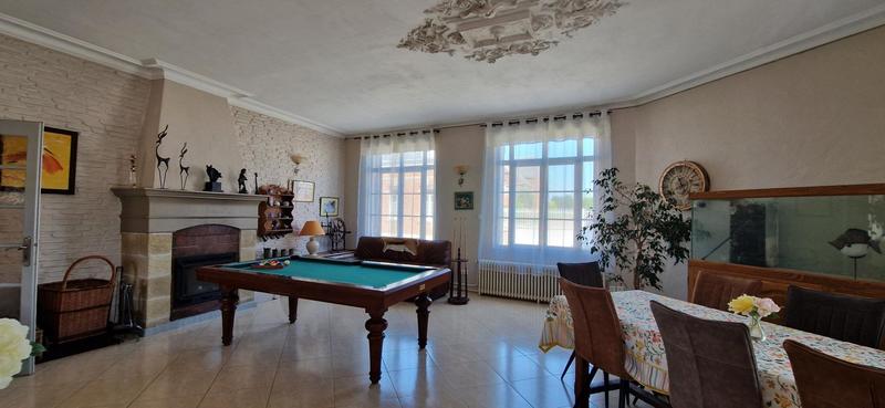 Maison - 200 m² - 6 pièces