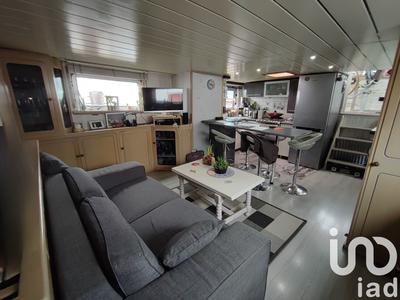 Maison - 200 m² - 3 pièces