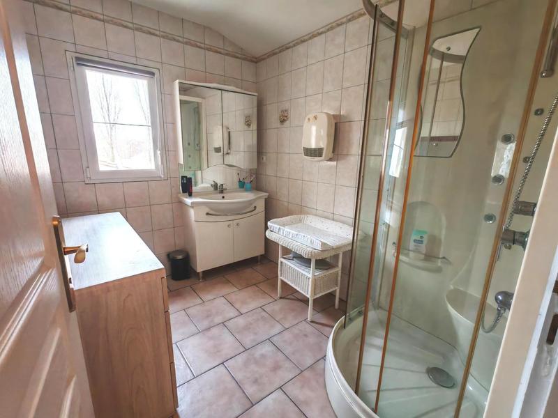 Maison - 225 m² - 5 pièces