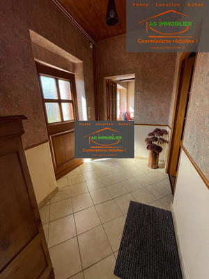 Maison - 380 m² - 5 pièces