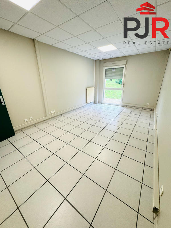 Bureau - 201 m²