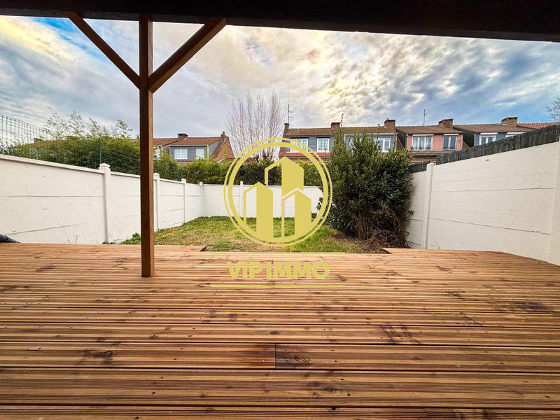 Maison - 80 m² - 5 pièces