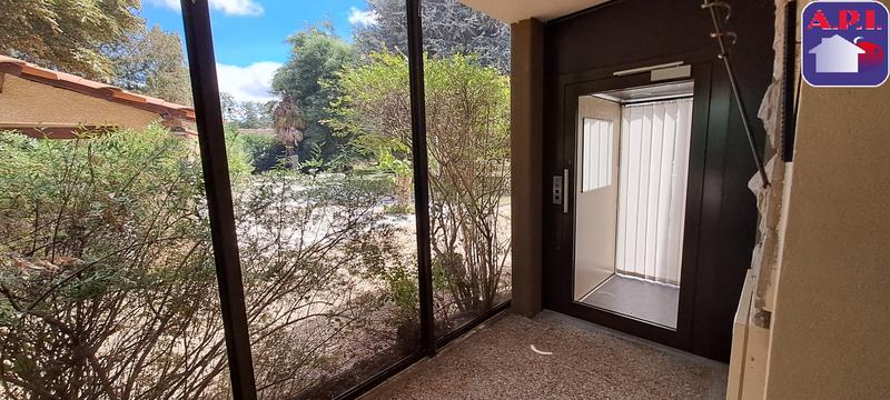 Maison - 244 m² - 8 pièces