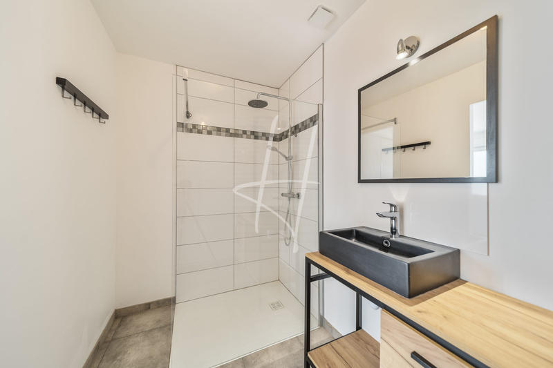 Maison - 158 m² - 7 pièces