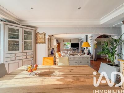 Maison - 123 m² - 4 pièces