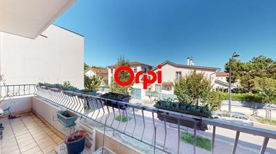 Appartement - 83 m² - 4 pièces