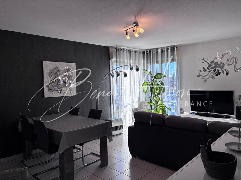 Appartement - 65 m² - 4 pièces