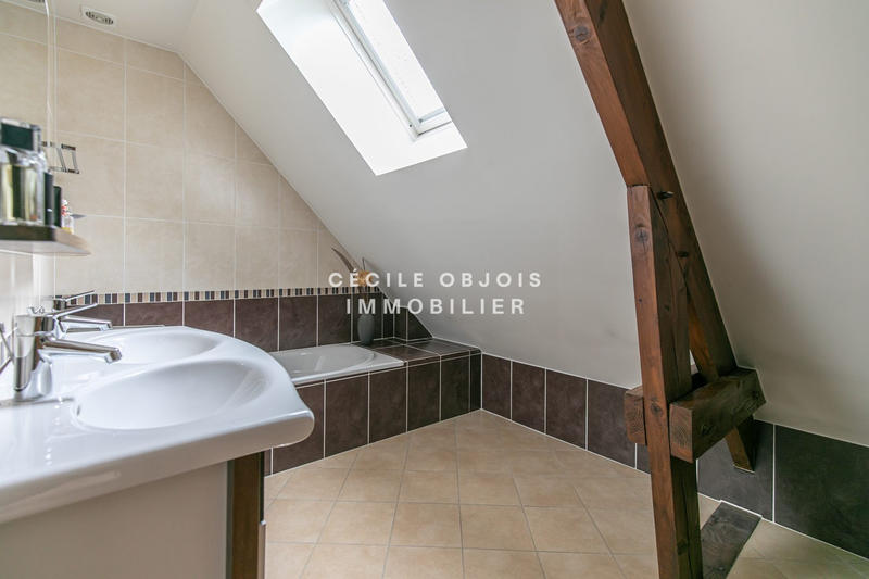 Maison ancienne - 171 m² - 6 pièces