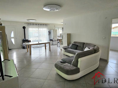 Maison - 97 m² - 4 pièces