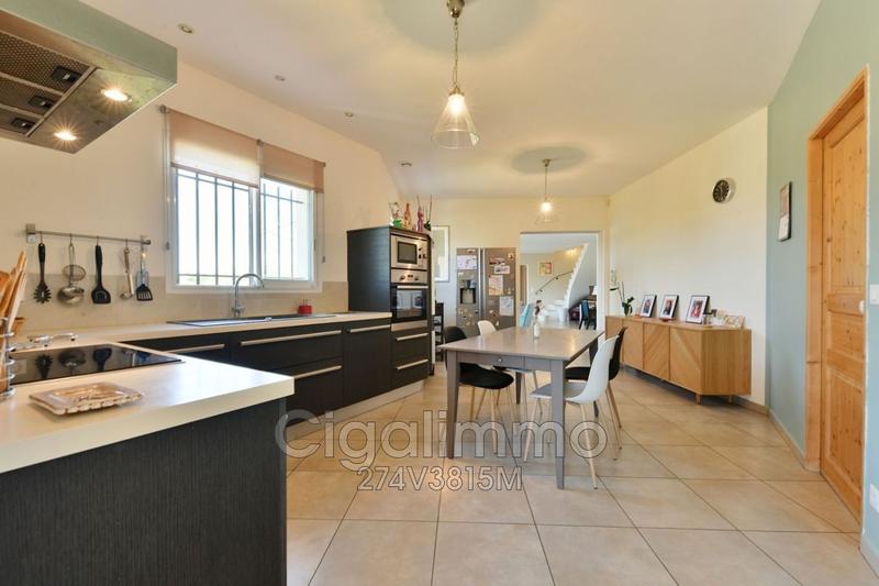 Villa - 177 m² - 7 pièces