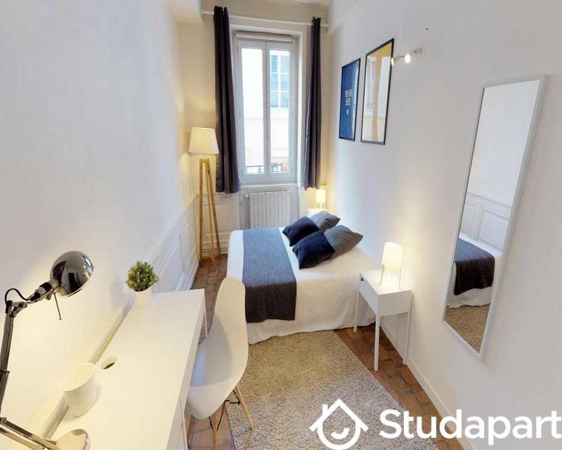 Chambre - 50 m² - 1 pièce