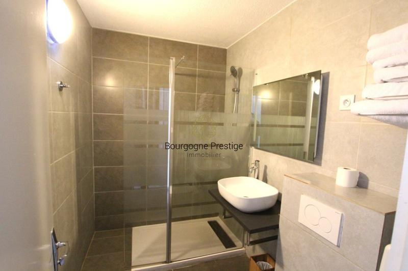 Immeuble - 365 m² - 13 pièces