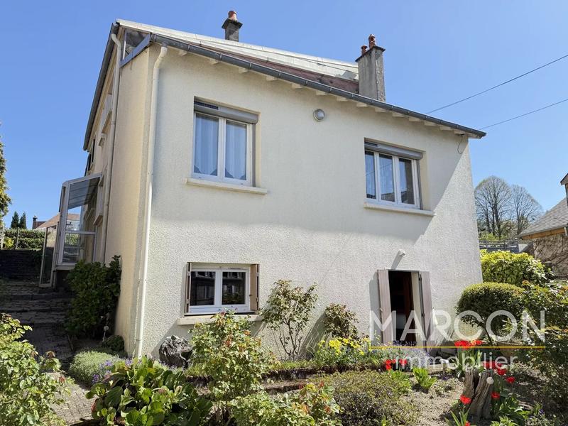 Maison - 143 m² - 7 pièces