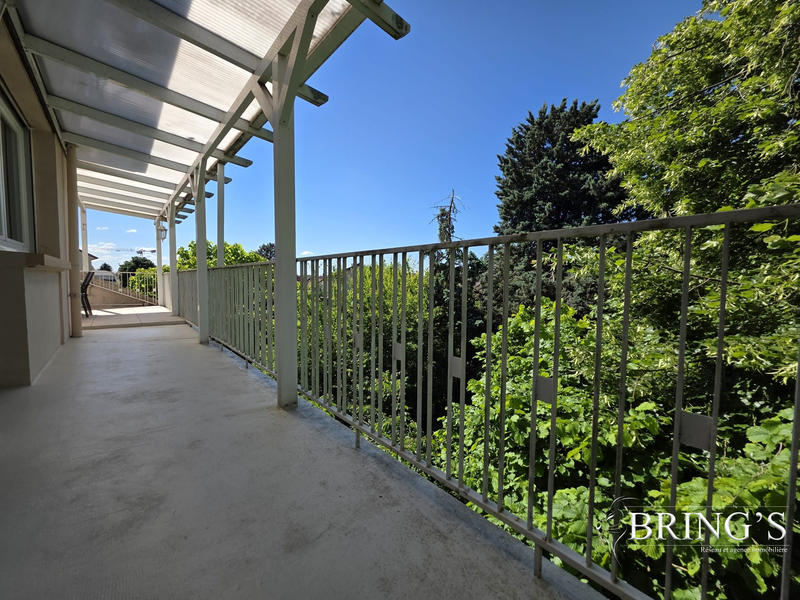 Appartement - 146 m² - 6 pièces