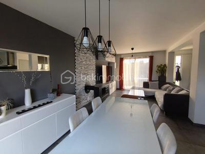 Maison - 117 m² - 5 pièces