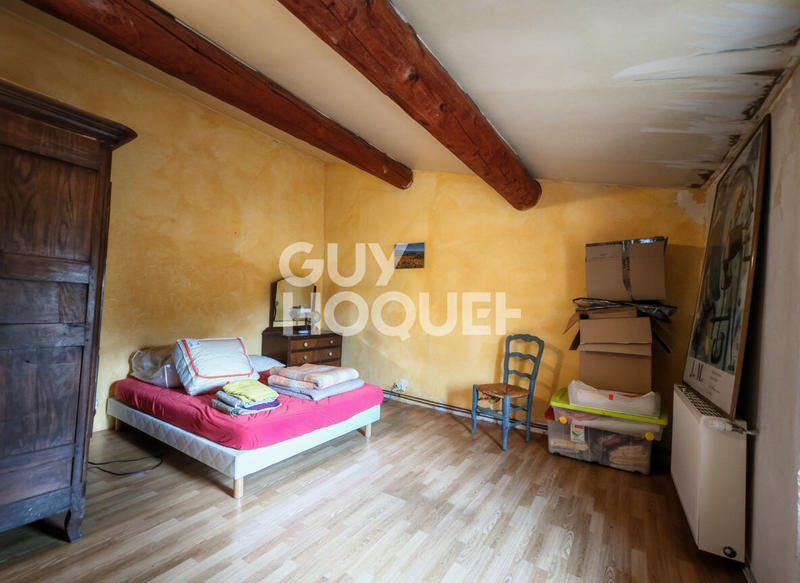 Maison - 209 m² - 8 pièces