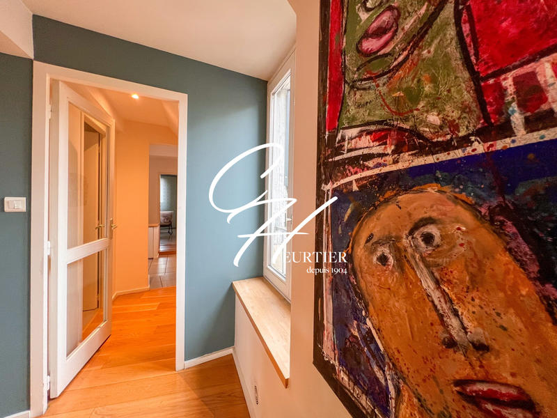 Appartement - 183 m² - 5 pièces