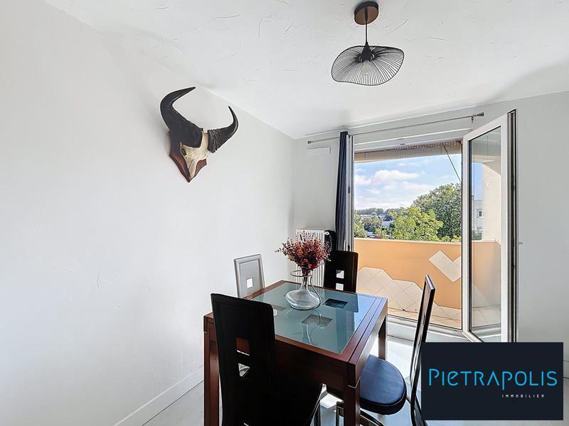 Appartement - 81 m² - 5 pièces