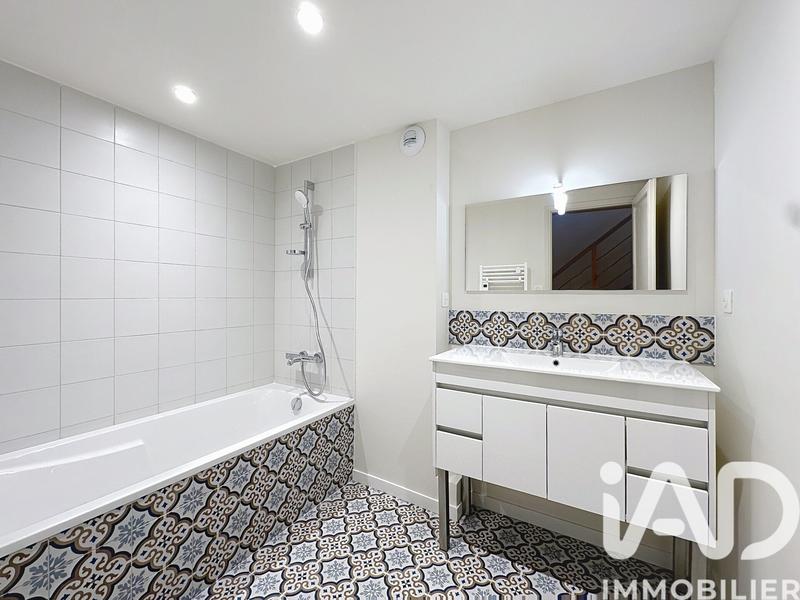 Maison - 143 m² - 6 pièces