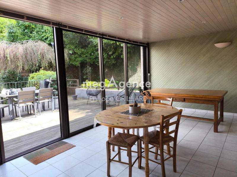 Maison - 173 m² - 8 pièces