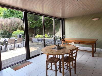 Maison - 173 m² - 8 pièces