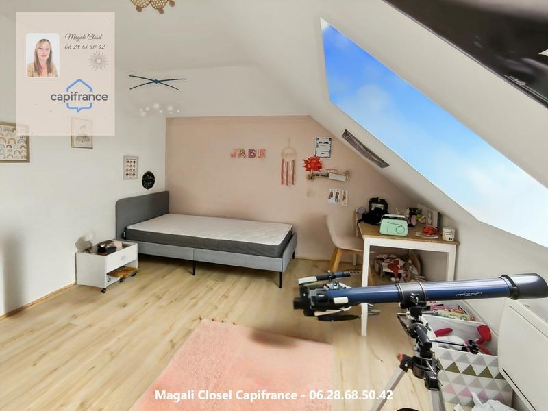 Maison - 195 m² - 8 pièces