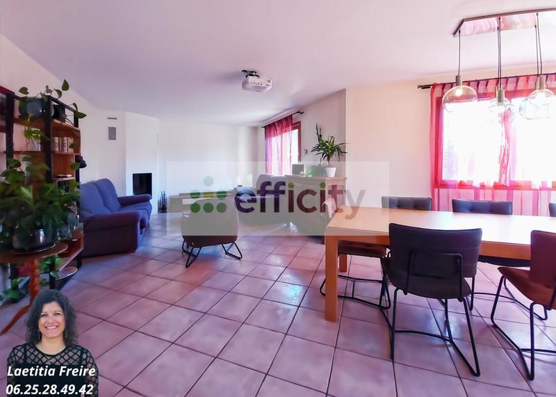 Maison - 144 m² - 5 pièces