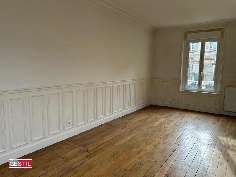 Maison - 92 m² - 5 pièces