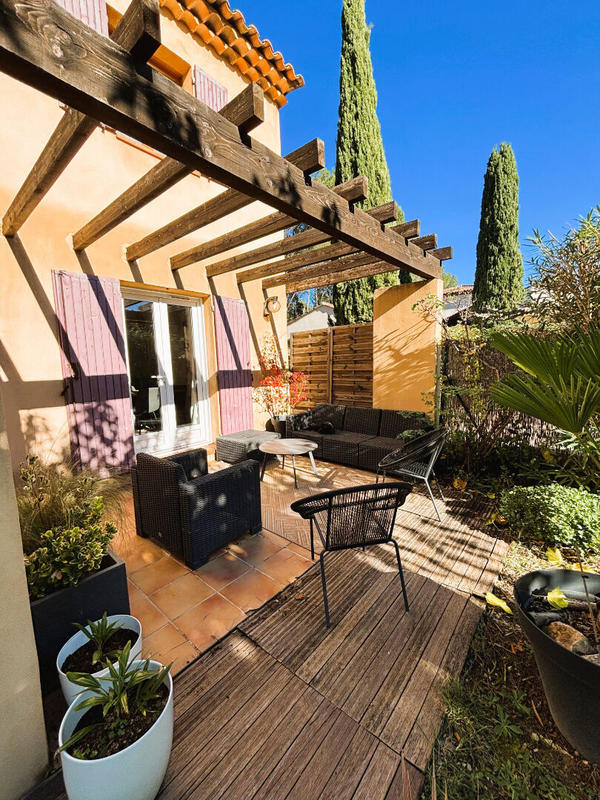 Maison - 96 m² - 4 pièces