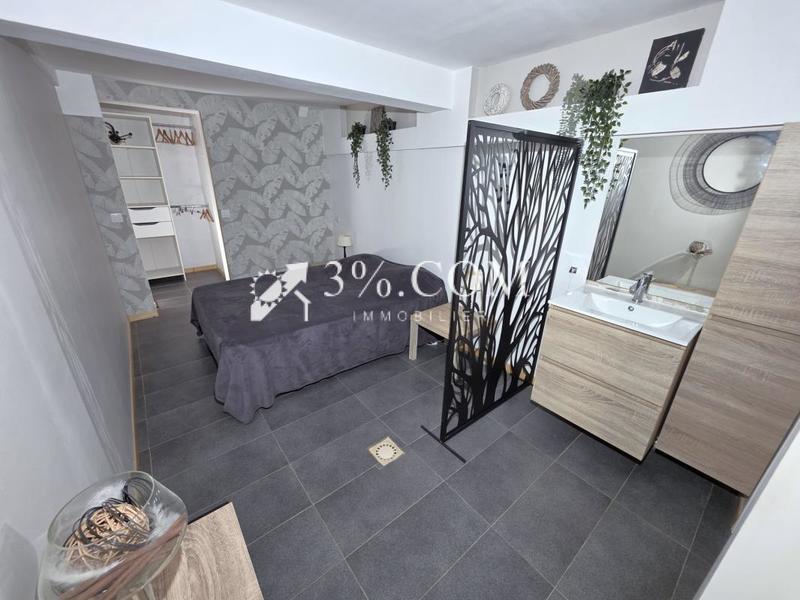 Villa - 222 m² - 5 pièces