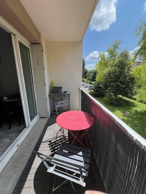 Appartement - 70 m² - 2 pièces