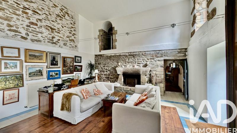 Maison - 193 m² - 8 pièces