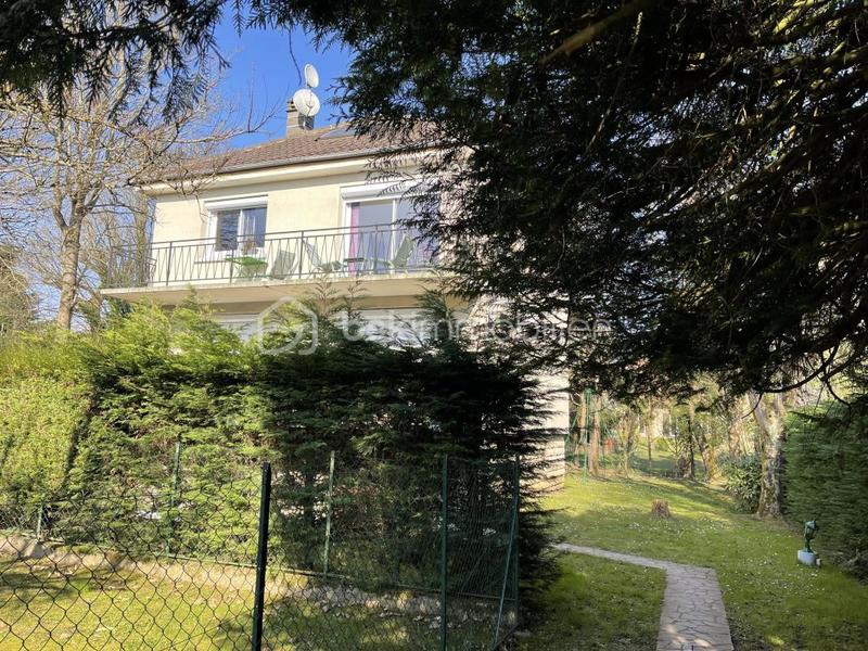 Maison - 167 m² - 7 pièces