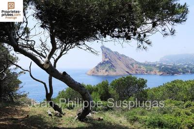 Villa - 300 m² - 6 pièces