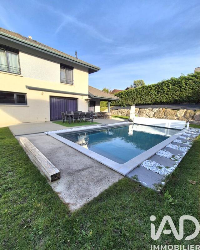 Maison - 150 m² - 6 pièces