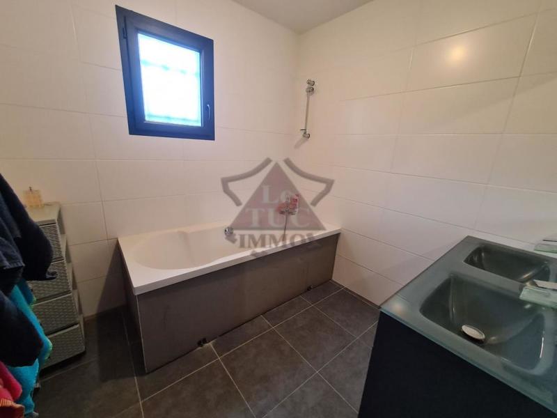 Maison - 111 m² - 5 pièces