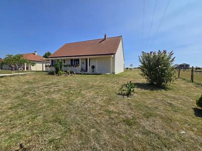 Maison - 100 m² - 4 pièces