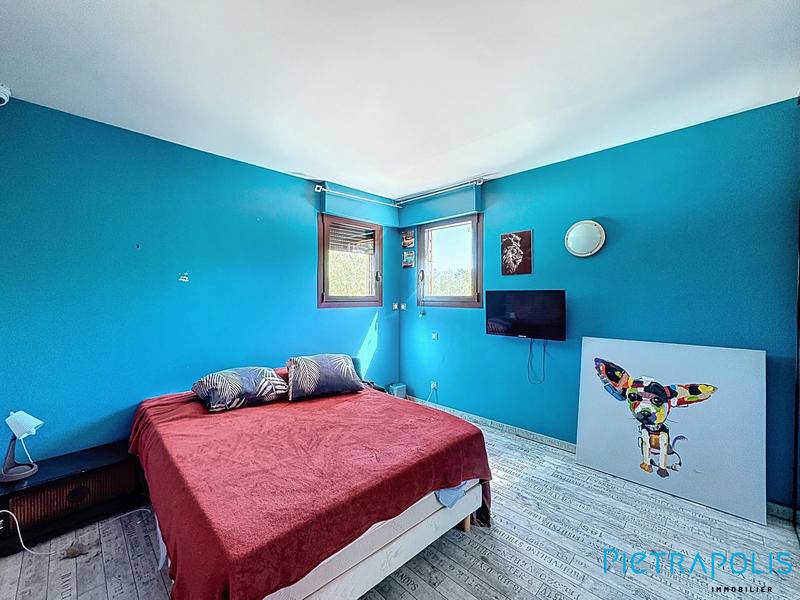 Villa - 222 m² - 7 pièces