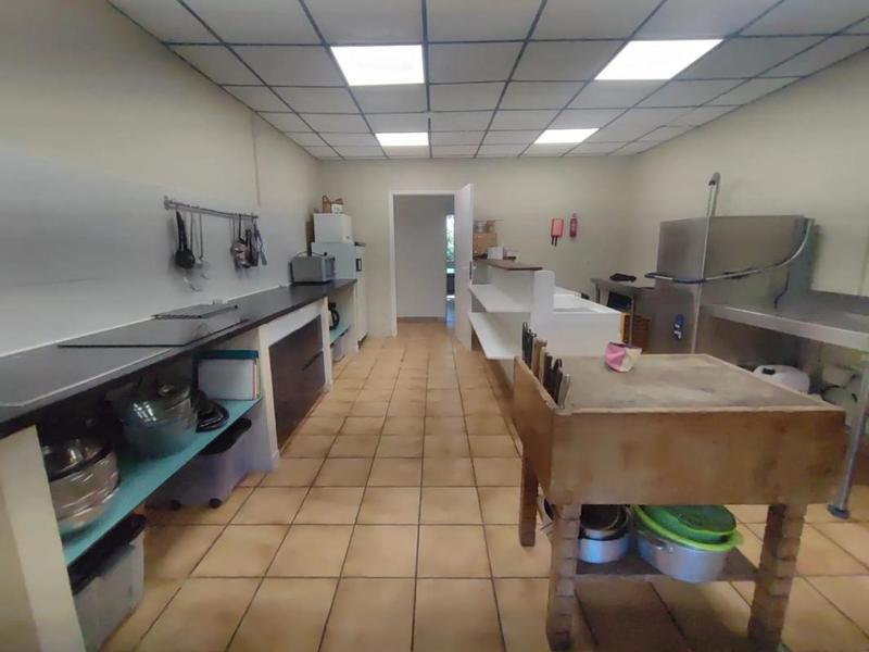 Longère - 380 m² - 13 pièces