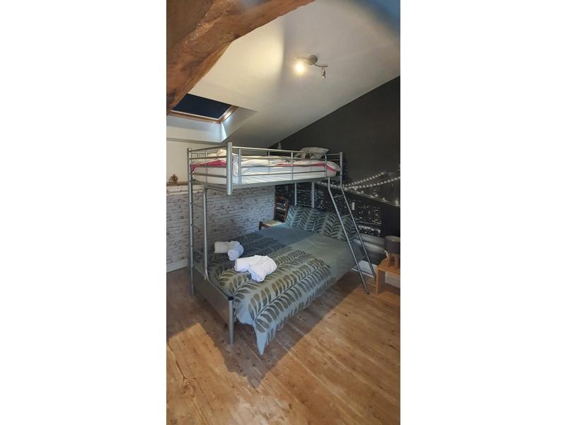 Maison - 200 m² - 7 pièces