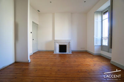 Appartement - 122 m² - 5 pièces