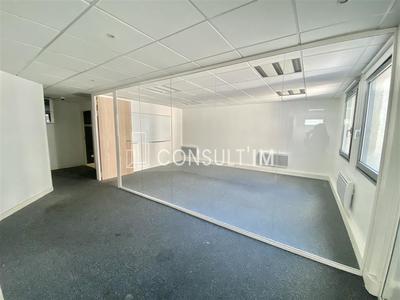 Bureau - 109 m²