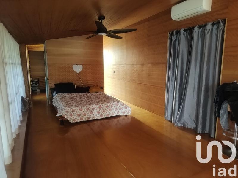 Maison - 180 m² - 5 pièces