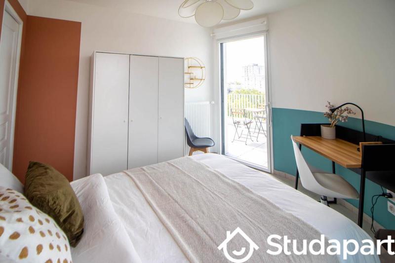 Chambre - 10 m² - 1 pièce