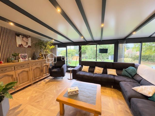 Maison - 186 m² - 9 pièces