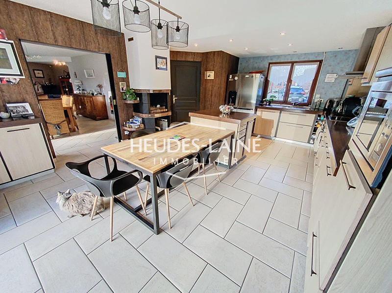 Maison - 189 m² - 7 pièces