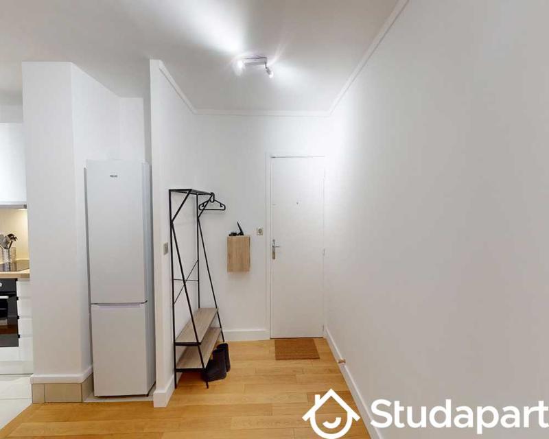 Chambre - 100 m² - 1 pièce