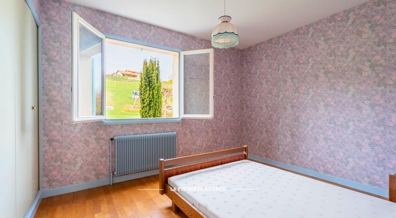 Maison - 96 m² - 4 pièces