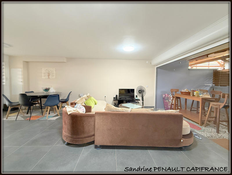 Maison d'architecte - 246 m² - 7 pièces